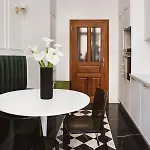 Queen #2 Apartment, Wawel View, Old Town,