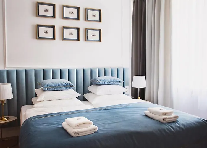 Queen #2 Apartment, Wawel View, Old Town, קרקוב