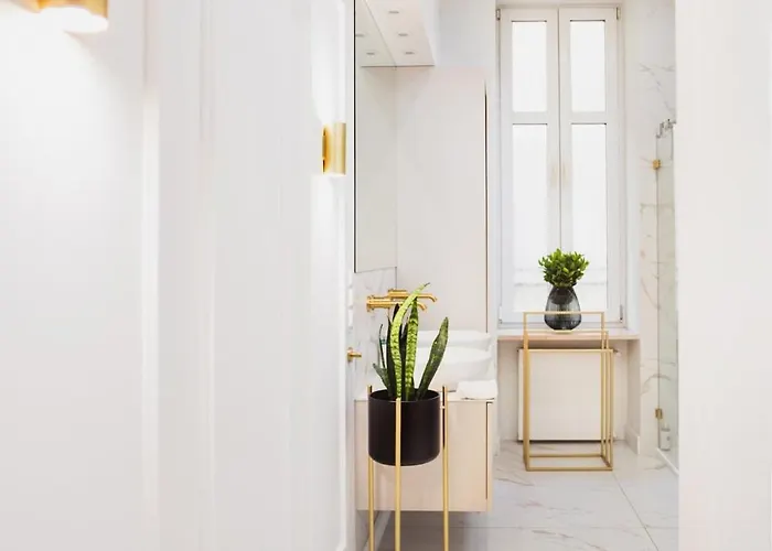 Queen #2 Apartment, Wawel View, Old Town,