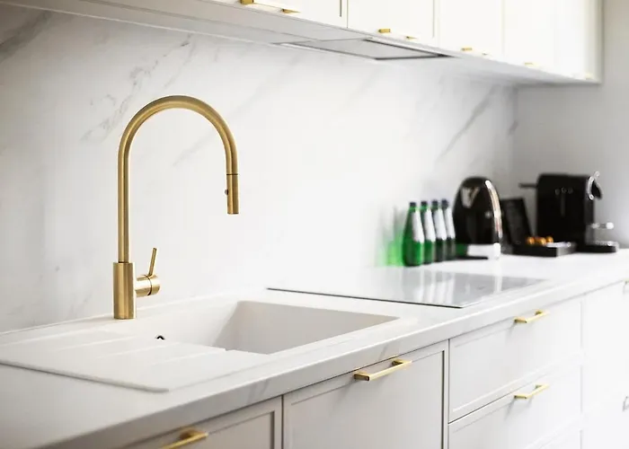 Queen #2 Apartment, Wawel View, Old Town, 아파트 *